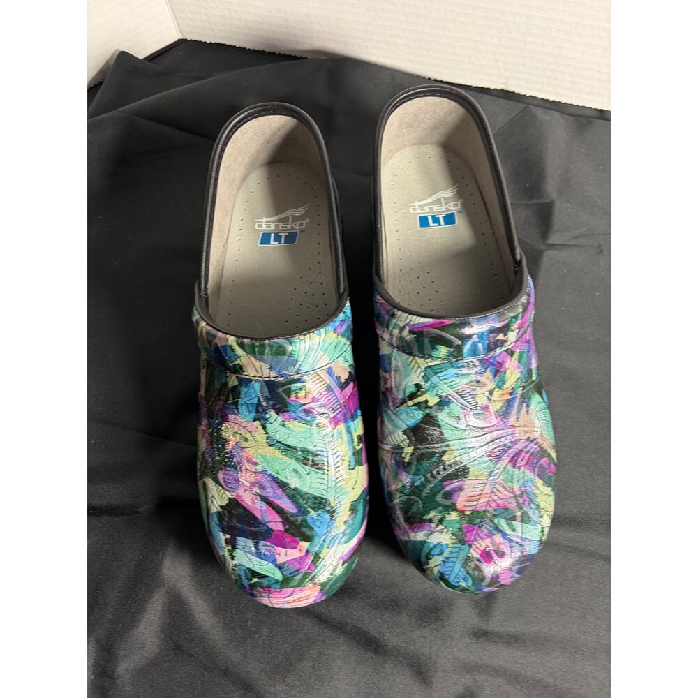 Dansko LT  Pro Clogs Watercolor tooled patent print Size 39